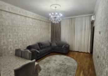 Yeni Günəşli qəsəbəsində 75m² mənzil kirayə verilir