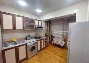  28 May qəsəbəsində 85m² mənzil kirayə verilir