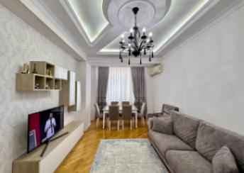  Bakı şəhərində 75m² mənzil satılır
