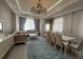 Bakı şəhərində 175m² mənzil kirayə verilir