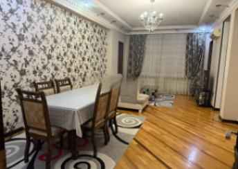 Bakı şəhərində 136m² mənzil kirayə verilir