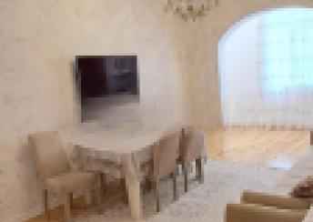  8-ci mikrorayon qəsəbəsində 60m² mənzil satılır