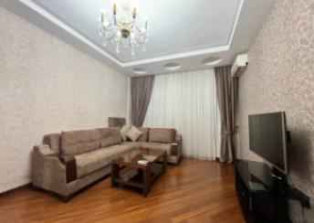  Xətai qəsəbəsində 80m² mənzil kirayə verilir