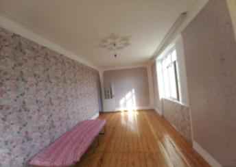  9-cu mikrorayon qəsəbəsində 36m² mənzil satılır