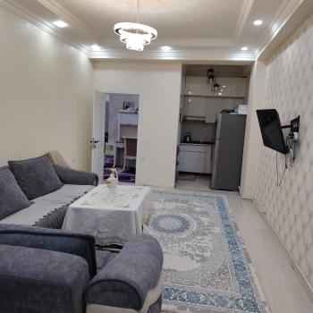  Lökbatan qəsəbəsində 65m² mənzil satılır