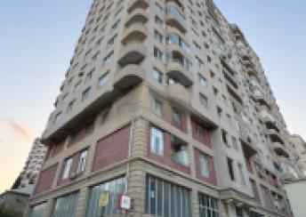  Bakı şəhərində 72m² mənzil satılır