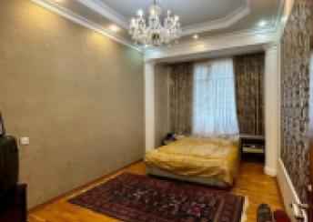  Bakı şəhərində 100m² mənzil kirayə verilir