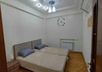  Bayıl qəsəbəsində 48m² mənzil kirayə verilir