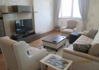  28 May qəsəbəsində 120m² mənzil kirayə verilir