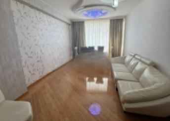  Yeni Günəşli qəsəbəsində 130m² mənzil kirayə verilir