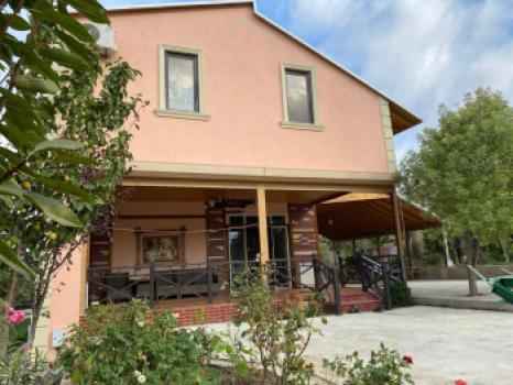  Fatmayı qəsəbəsində 250m² həyət evi satılır