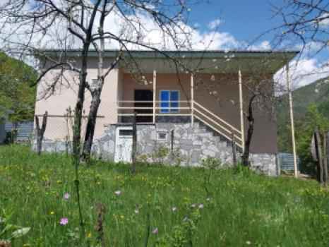  İsmayıllı şəhərində 200m² həyət evi satılır