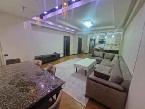  8-ci kilometr qəsəbəsində 120m² mənzil kirayə verilir