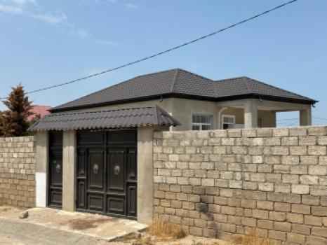  Albalılıq qəsəbəsində 95m² həyət evi satılır