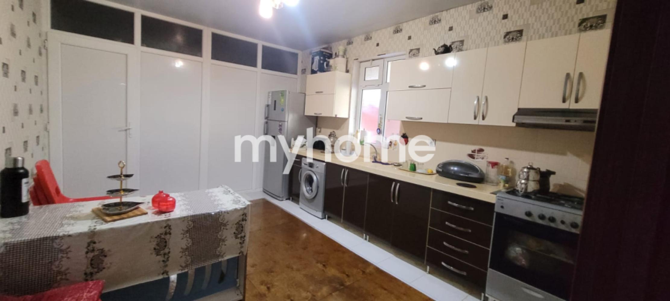  Salyan şəhərində 120m² həyət evi satılır