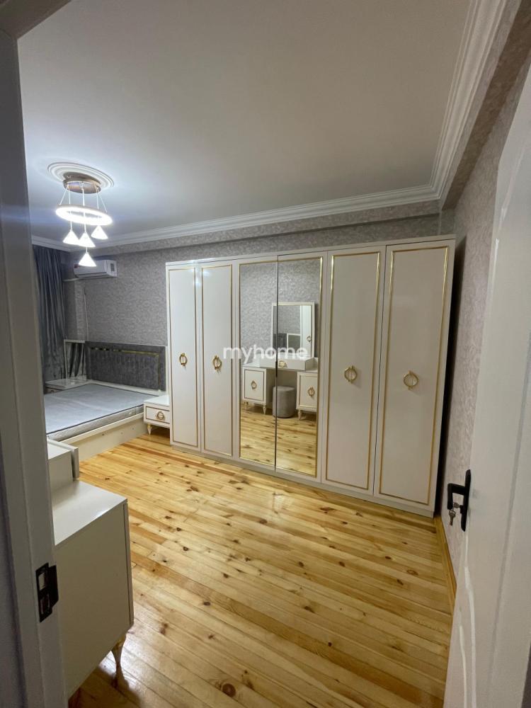  Xırdalan şəhərində 72m² mənzil satılır