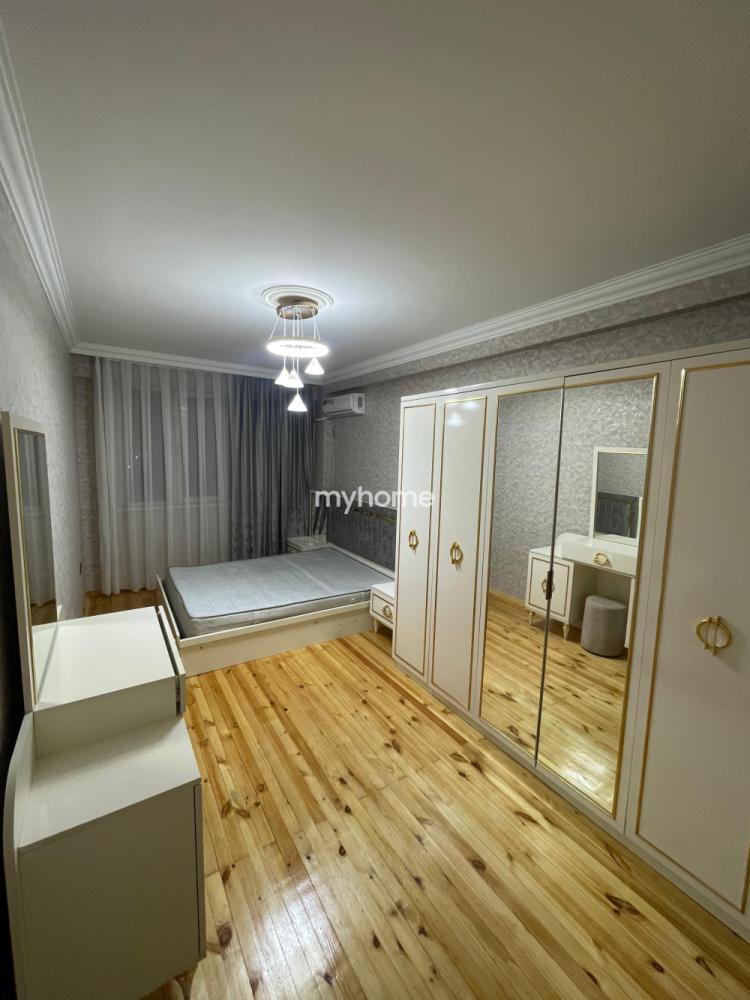  Xırdalan şəhərində 72m² mənzil satılır