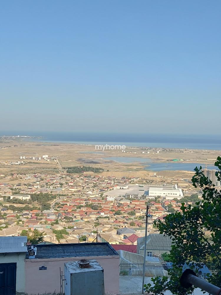  Yeni Günəşli qəsəbəsində 50m² mənzil satılır