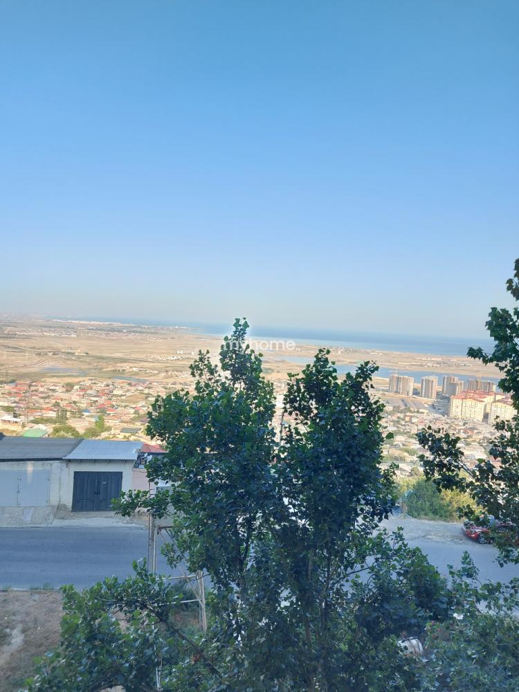  Yeni Günəşli qəsəbəsində 50m² mənzil satılır