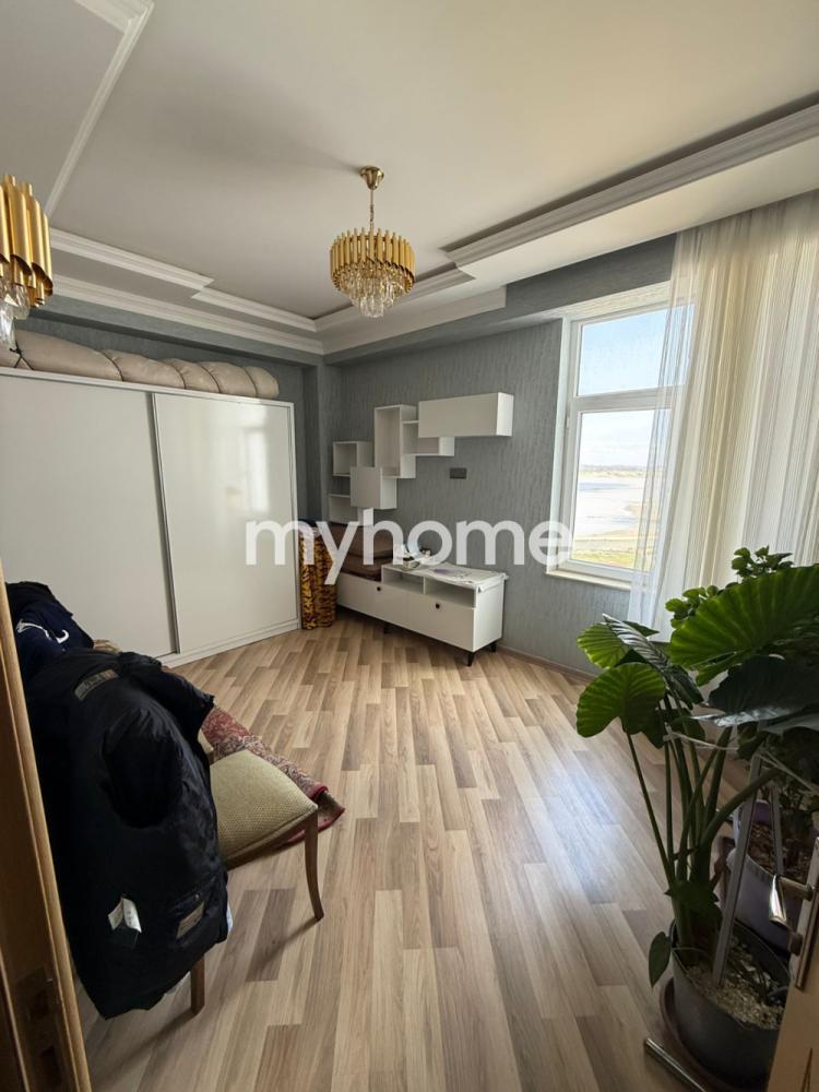  Masazır qəsəbəsində 106m² mənzil satılır