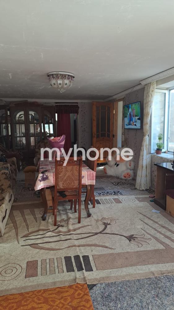  Albalılıq qəsəbəsində 220m² həyət evi satılır