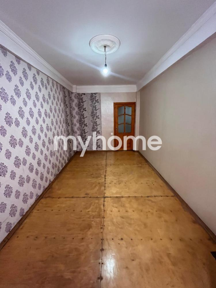  Xırdalan şəhərində 46m² mənzil satılır