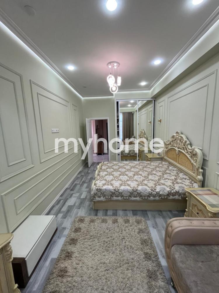  Badamdar qəsəbəsində 94m² mənzil satılır
