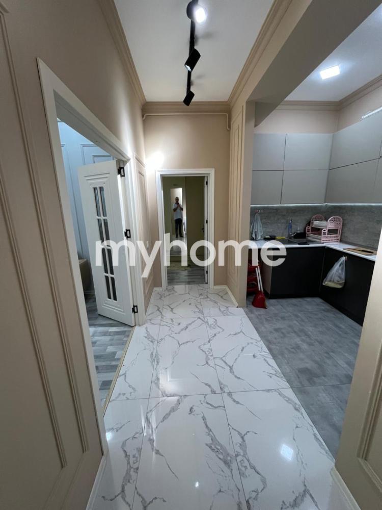  Badamdar qəsəbəsində 94m² mənzil satılır