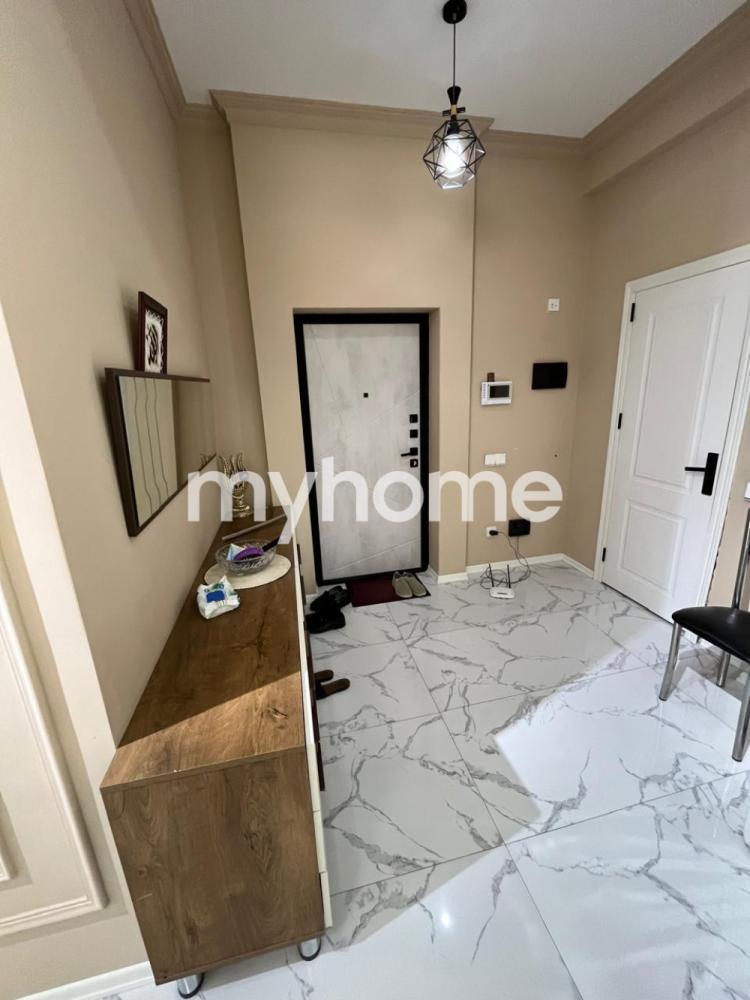  Badamdar qəsəbəsində 94m² mənzil satılır