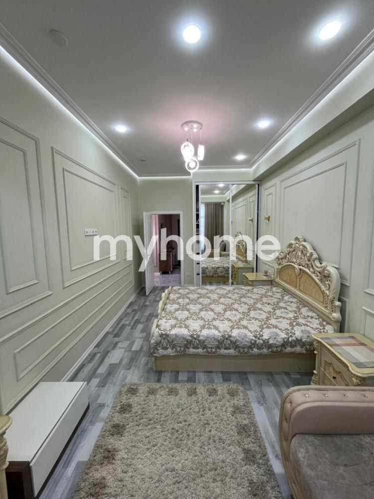  Badamdar qəsəbəsində 94m² mənzil satılır