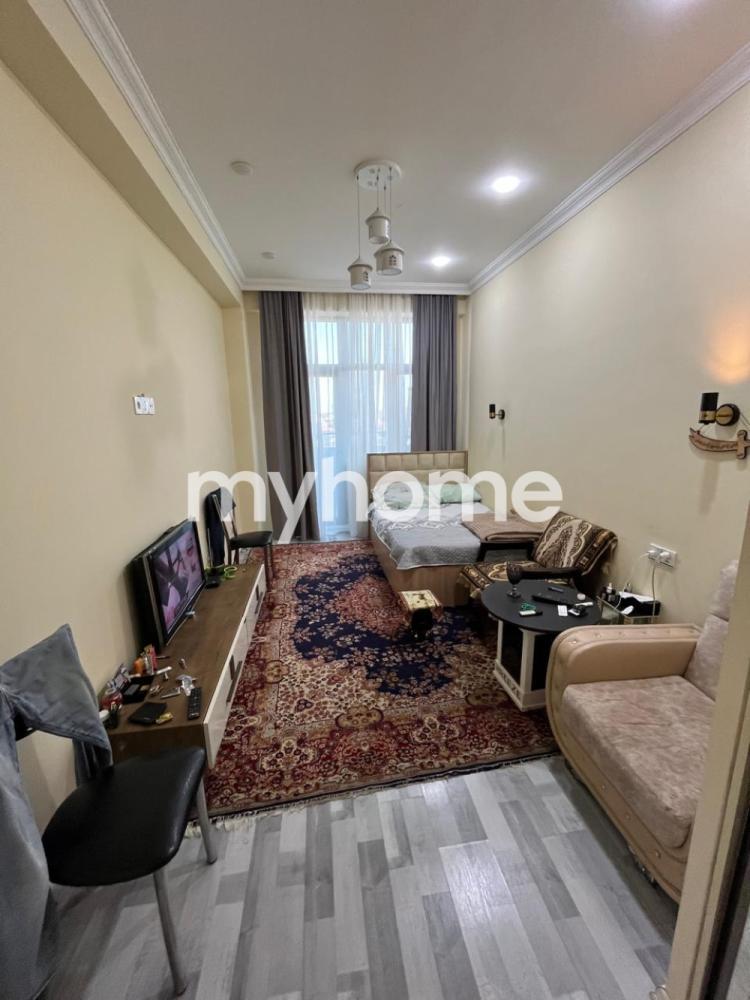  Badamdar qəsəbəsində 94m² mənzil satılır