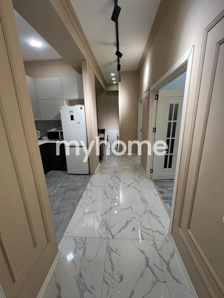  Badamdar qəsəbəsində 94m² mənzil satılır