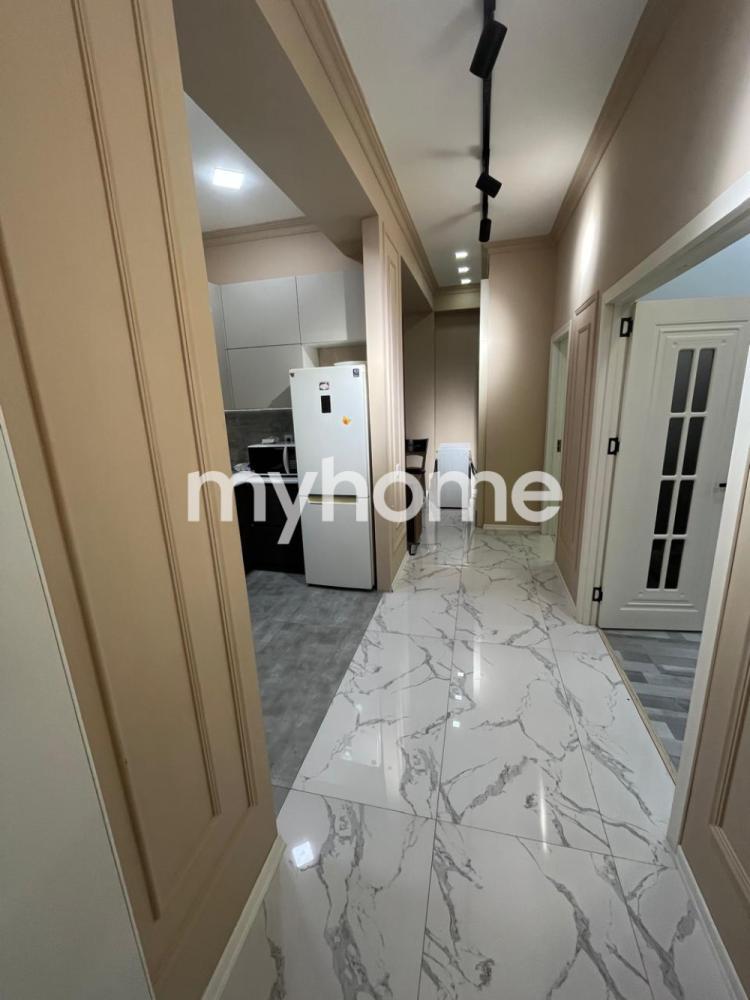  Badamdar qəsəbəsində 94m² mənzil satılır