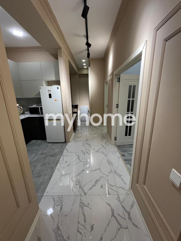  Badamdar qəsəbəsində 94m² mənzil satılır