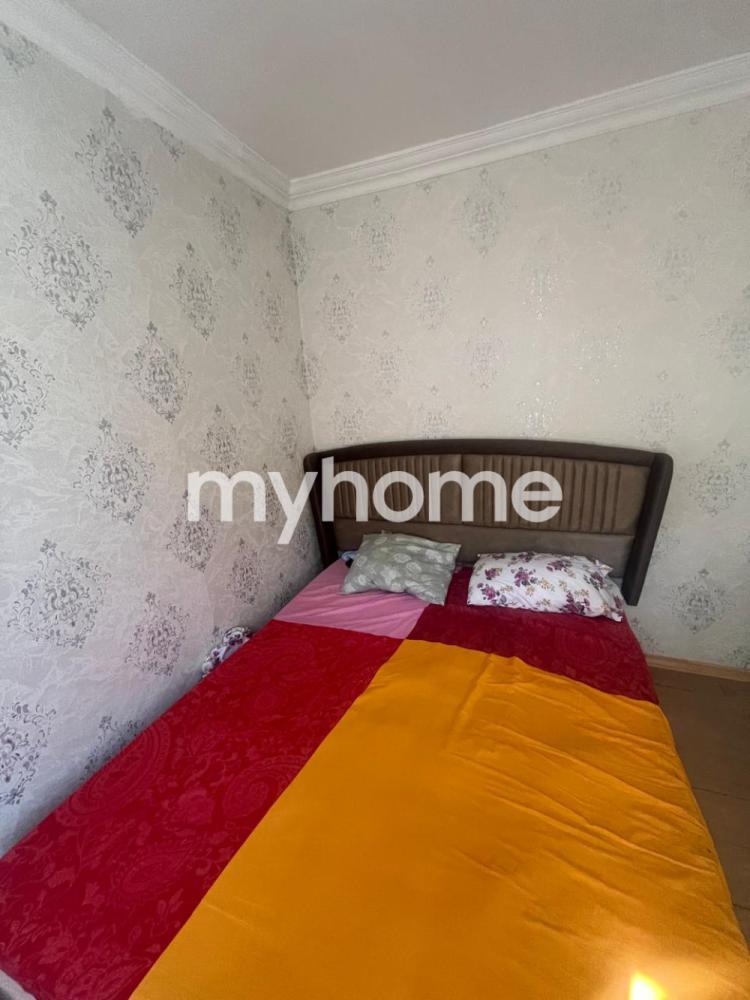  Binəqədi qəsəbəsində 50m² mənzil satılır