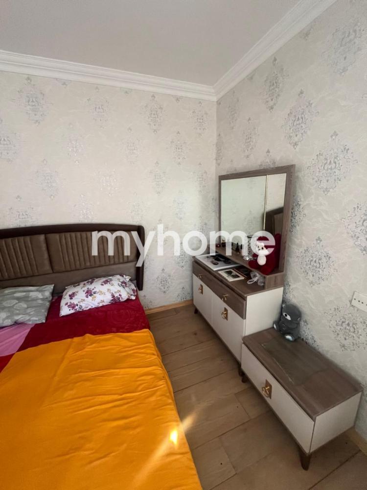  Binəqədi qəsəbəsində 50m² mənzil satılır