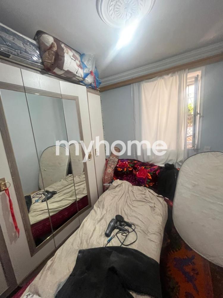  Binəqədi qəsəbəsində 50m² mənzil satılır