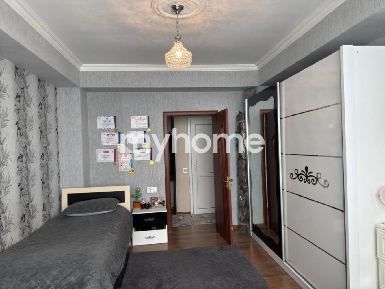 Masazır qəsəbəsində 75m² mənzil satılır Masazır qəsəbəsində 75m² mənzil satılır