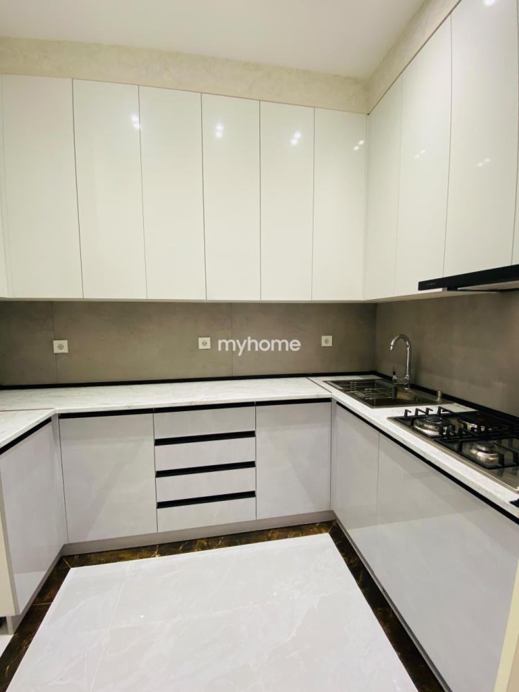  Xırdalan şəhərində 63m² mənzil satılır