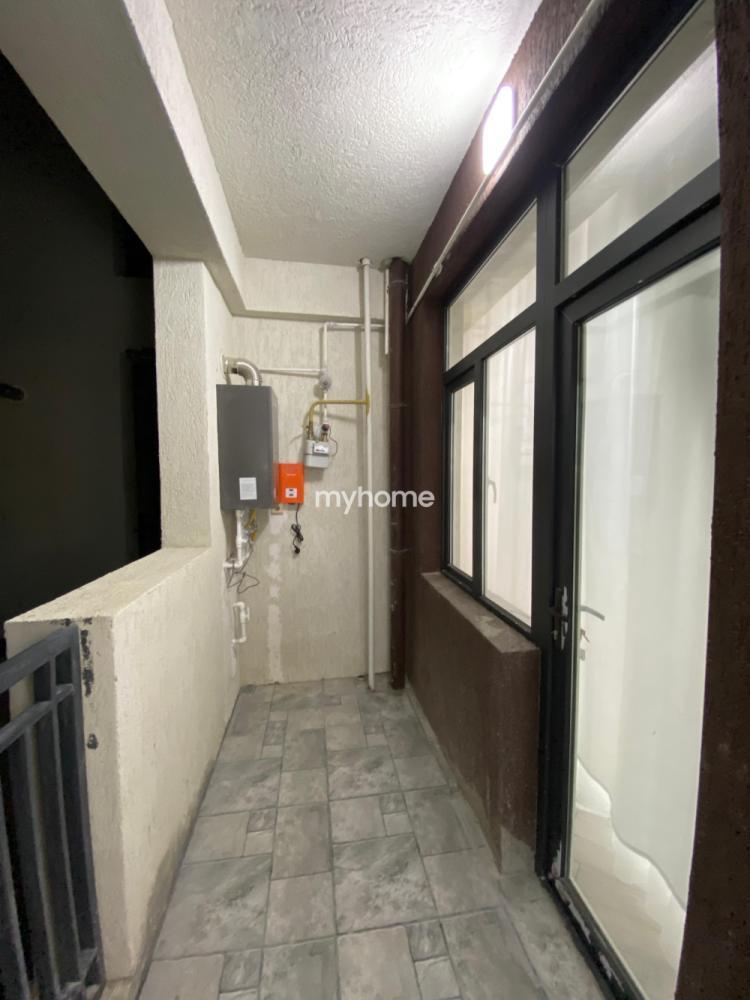  Xırdalan şəhərində 63m² mənzil satılır
