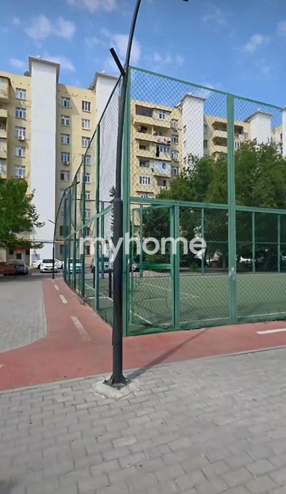  Bakıxanov qəsəbəsində 68m² mənzil satılır