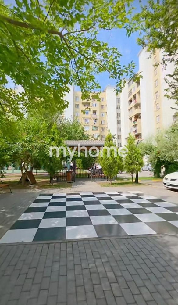  Bakıxanov qəsəbəsində 68m² mənzil satılır