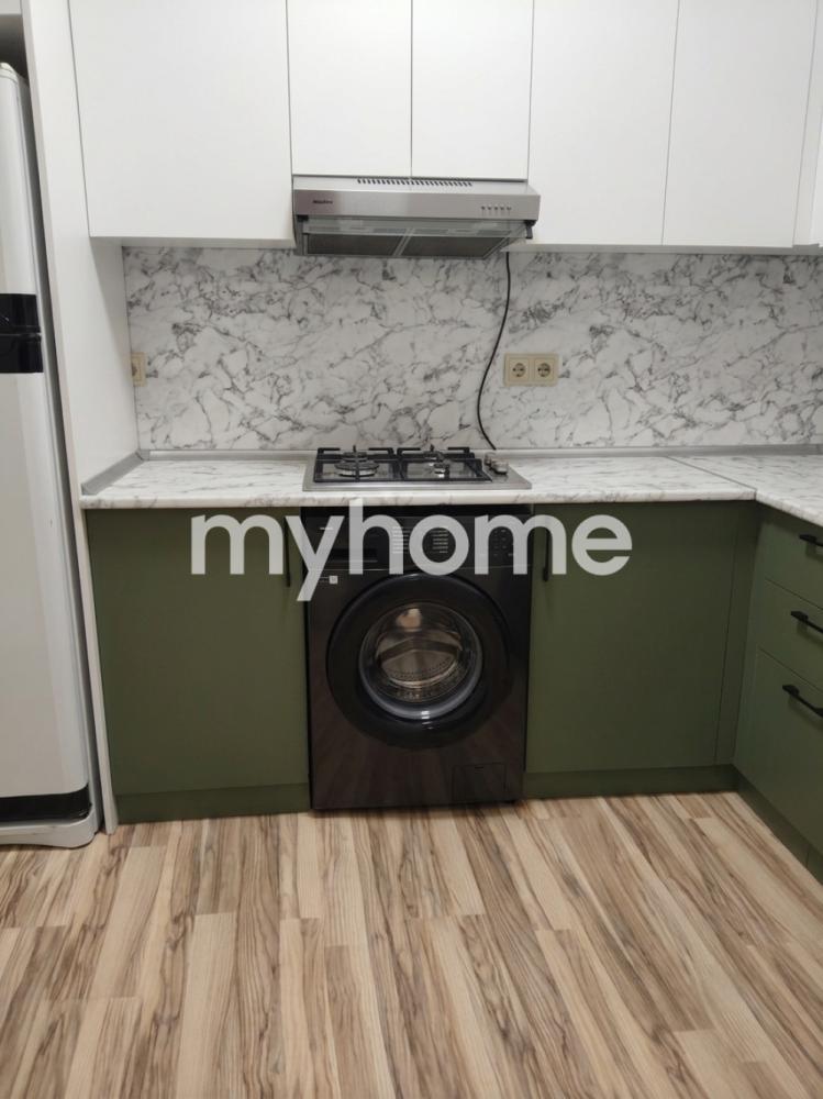  Bakıxanov qəsəbəsində 68m² mənzil satılır