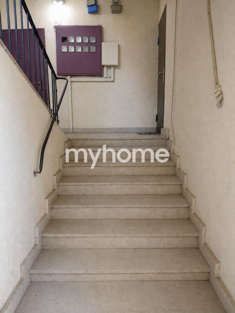  Bakıxanov qəsəbəsində 68m² mənzil satılır