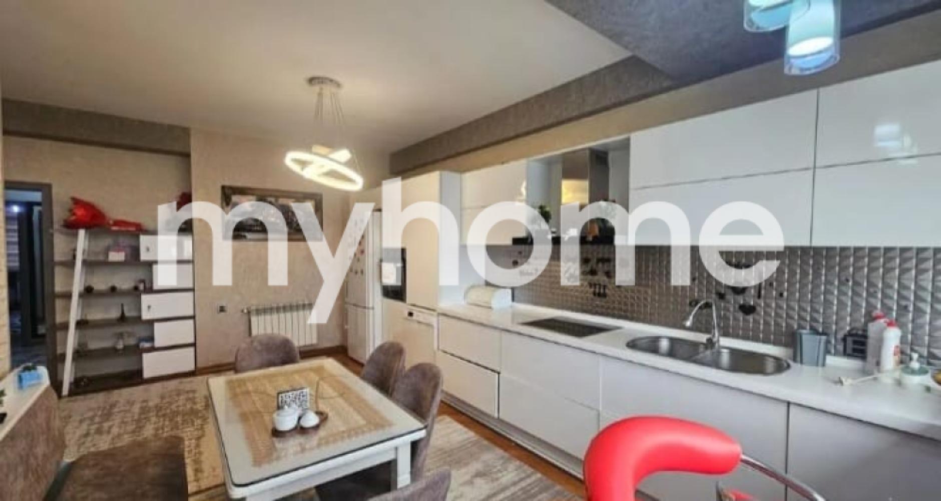  Abşeron rayonunda 97m² mənzil satılır