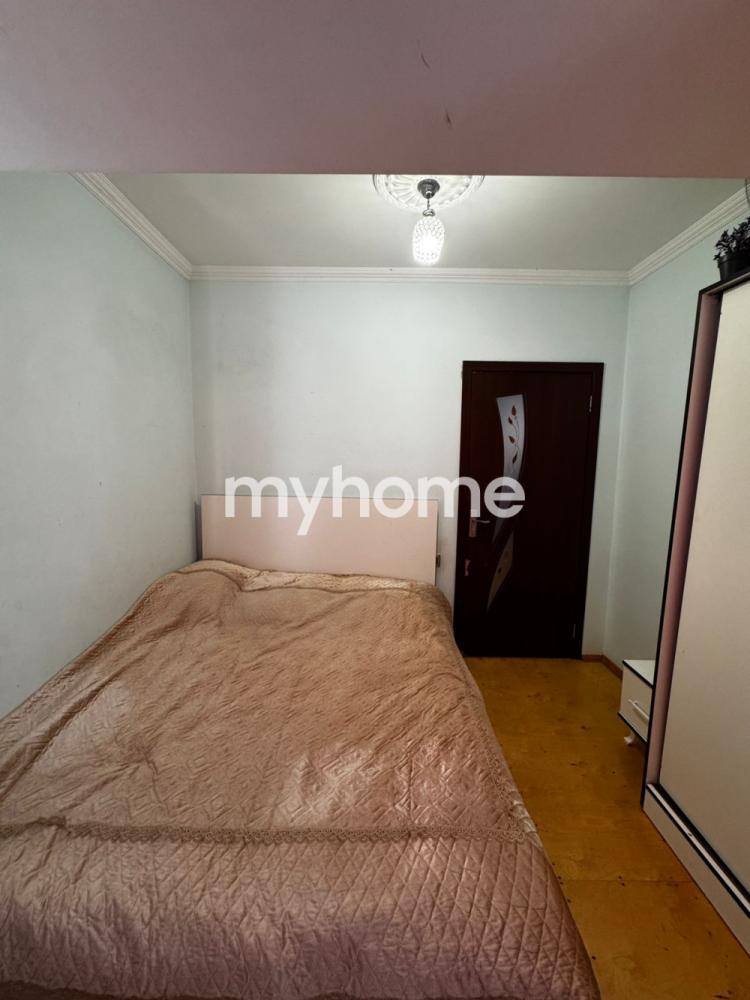  Masazır qəsəbəsində 42m² mənzil satılır