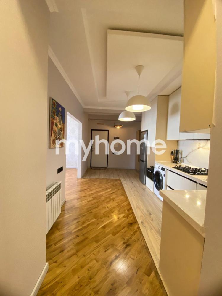  Masazır qəsəbəsində 70m² mənzil satılır