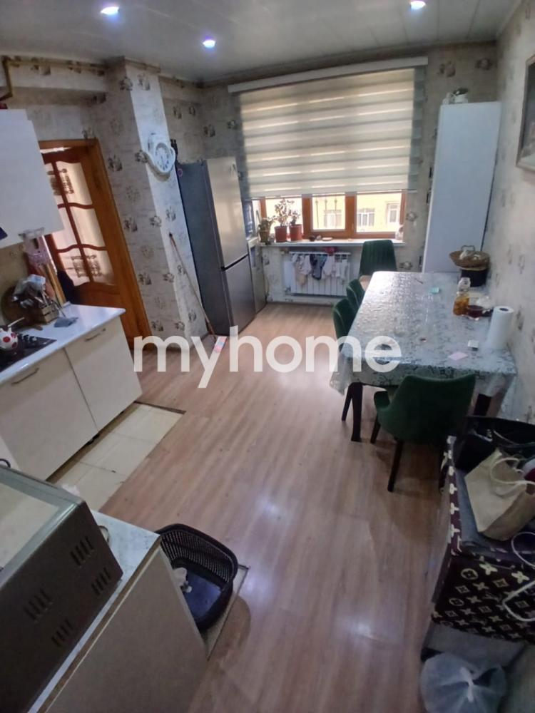  Xırdalan şəhərində 70m² mənzil satılır