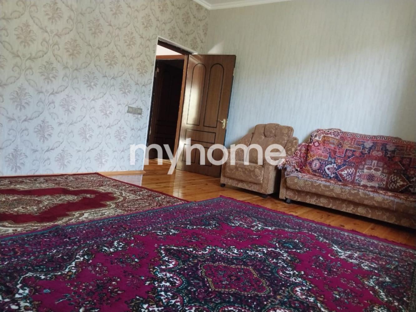  İsmayıllı şəhərində 200m² həyət evi satılır