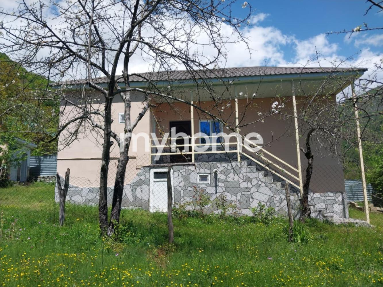  İsmayıllı şəhərində 200m² həyət evi satılır